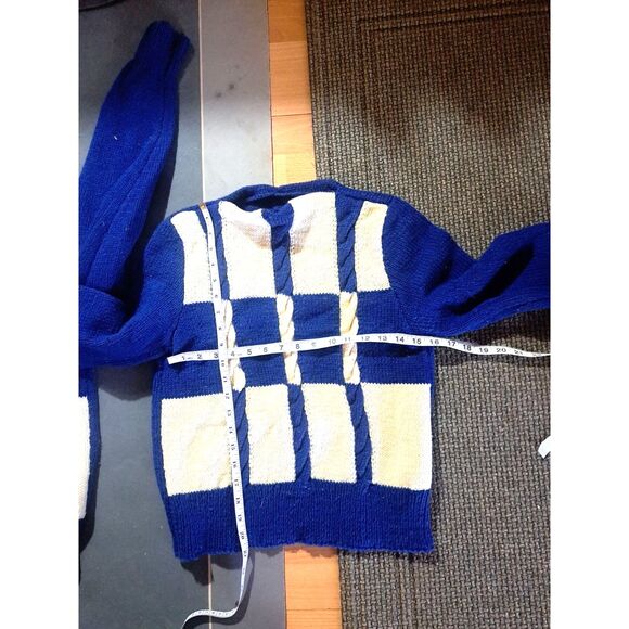 UGLY SWEATERS SALE! Hand knit His/Hers or adult/kid Cable knit Large & Small - Picture 4 of 7